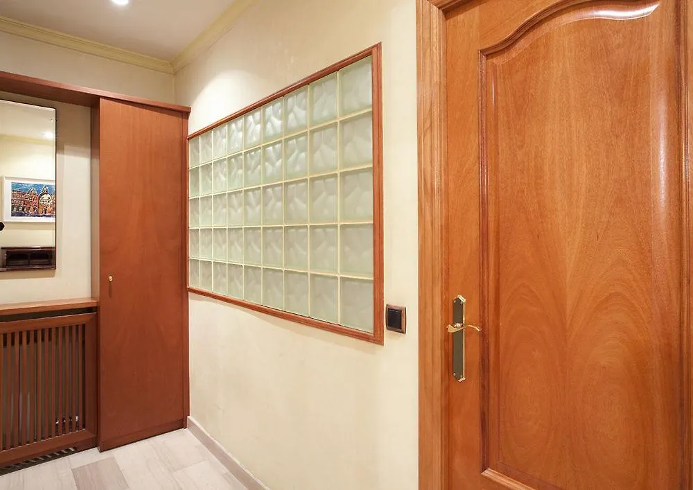 Flateli Lepanto Apartment Barcelona