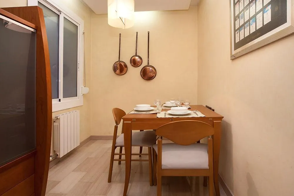 Flateli Lepanto Apartment Barcelona 0*,